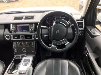 LAND ROVER RANGE ROVER TDV8 VOGUE - 3911 - 10