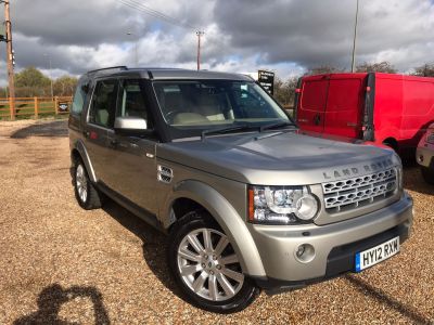 LAND ROVER DISCOVERY 4 SDV6 HSE - 3844 - 4