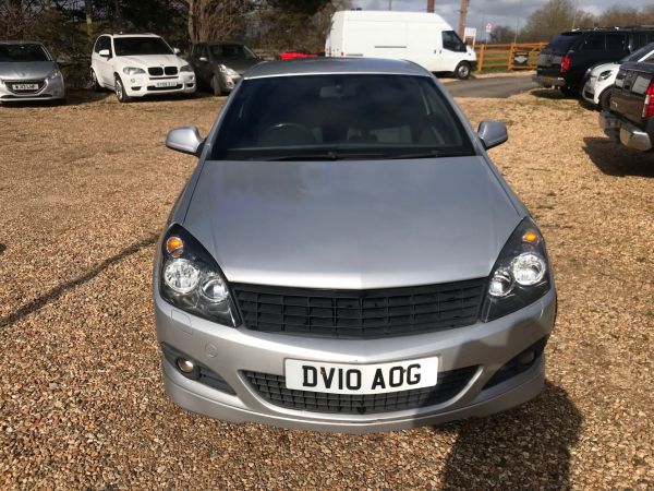 Used VAUXHALL ASTRA in Witney, Oxfordshire for sale