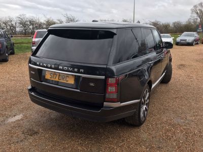 LAND ROVER RANGE ROVER SDV8 AUTOBIOGRAPHY - 3928 - 11