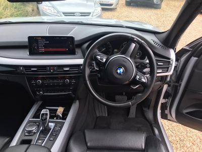 BMW X5 XDRIVE30D M SPORT - 3644 - 23