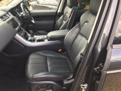 LAND ROVER RANGE ROVER SPORT SDV6 HSE - 4011 - 25