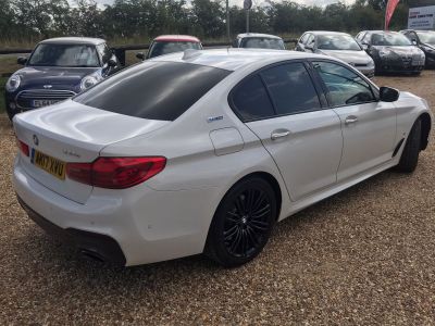 BMW 5 SERIES 530E M SPORT - 3654 - 8