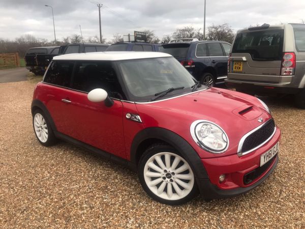 Used MINI HATCH in Witney, Oxfordshire for sale