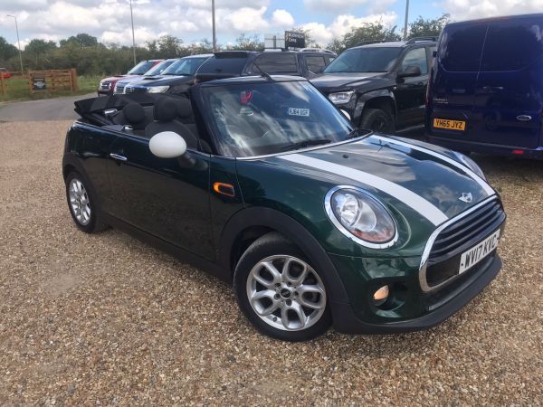 Used MINI CONVERTIBLE in Witney, Oxfordshire for sale