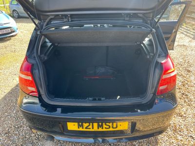 BMW 1 SERIES 116I SPORT - 4271 - 21