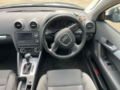 AUDI A3 SPORTBACK TDI SPORT - 4301 - 7