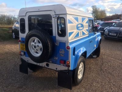 LAND ROVER DEFENDER 90 HARD-TOP TD5 - 4075 - 9