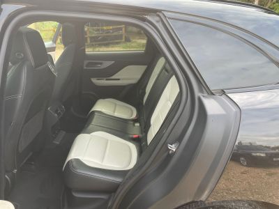 JAGUAR F-PACE R-SPORT AWD - 4180 - 25