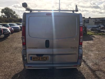 RENAULT TRAFIC SL27 SPORT DCI S/R - 4069 - 7