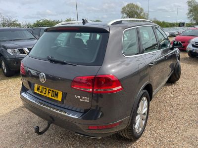 VOLKSWAGEN TOUAREG V6 SE TDI BLUEMOTION TECHNOLOGY - 4127 - 8