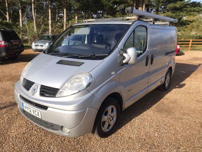 RENAULT TRAFIC SL27 SPORT DCI S/R - 4069 - 2