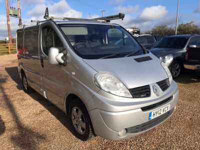 RENAULT TRAFIC SL27 SPORT DCI S/R - 4069 - 5