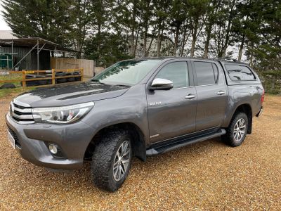 TOYOTA HI-LUX INVINCIBLE 4WD D-4D DCB - 4099 - 3