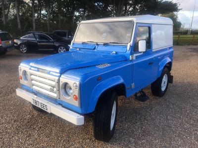 LAND ROVER DEFENDER 90 HARD-TOP TD5 - 4075 - 11