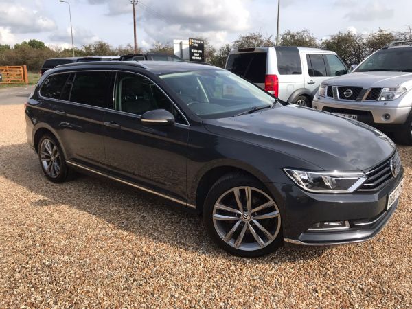 Used VOLKSWAGEN PASSAT in Witney, Oxfordshire for sale