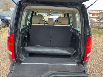 LAND ROVER DISCOVERY 3 TDV6 SE - 4283 - 21