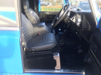 LAND ROVER DEFENDER 90 HARD-TOP TD5 - 4075 - 13