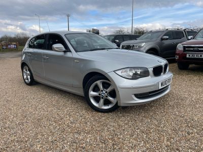 BMW 1 SERIES 116I SE - 4281 - 1