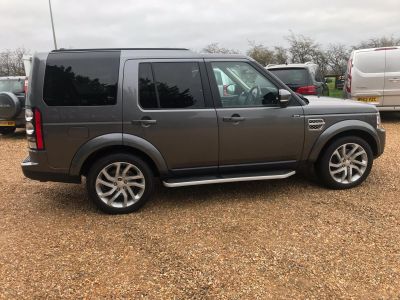 LAND ROVER DISCOVERY SDV6 HSE - 3467 - 1