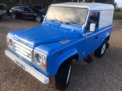 LAND ROVER DEFENDER 90 HARD-TOP TD5 - 4075 - 4