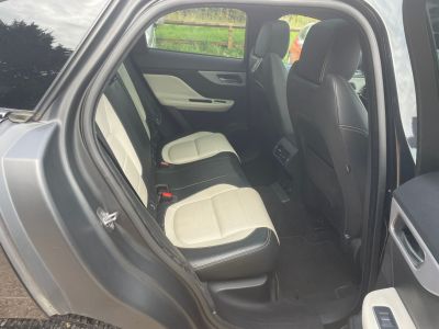 JAGUAR F-PACE R-SPORT AWD - 4180 - 21